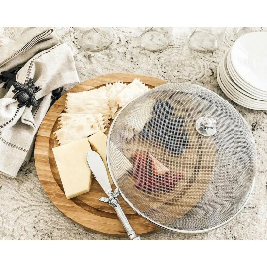 Arthur Court Designs Bee 3 Piece Picnic Cheese Board / Spreader Knives & Cutting Boards 1 Arthur Court Designs Bee 3 Piece Picnic Cheese Board / Spreader Knives & Cutting Boards